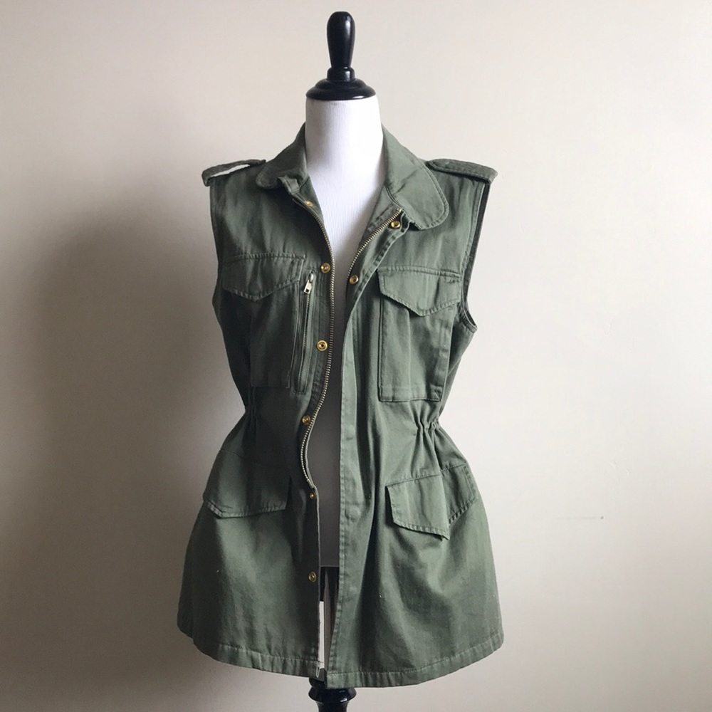 Thread & Supply Utility Vest
